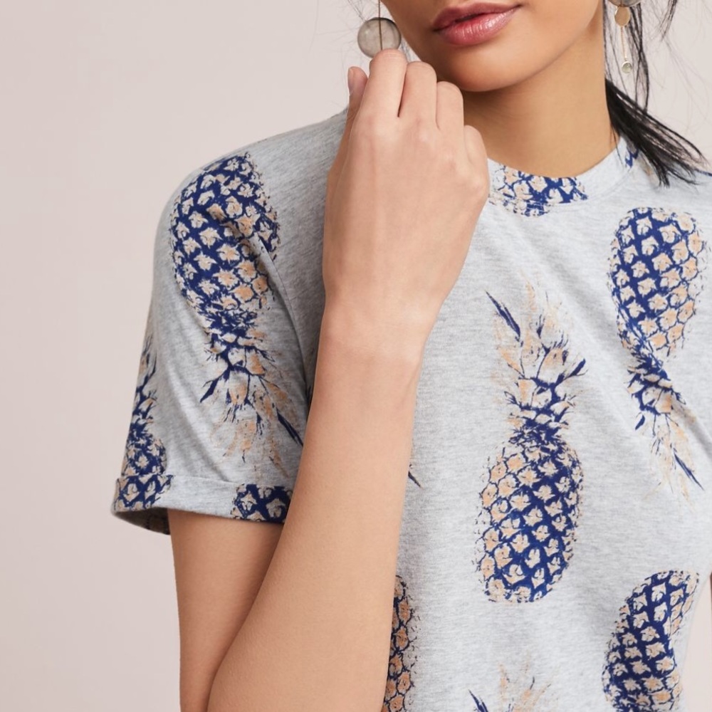 Pineapple choker graphic Tee - Picture 4 of 8